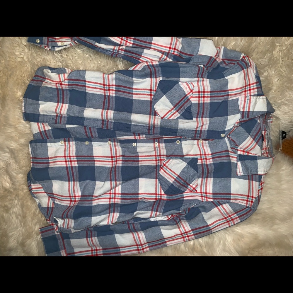 2 large flannels